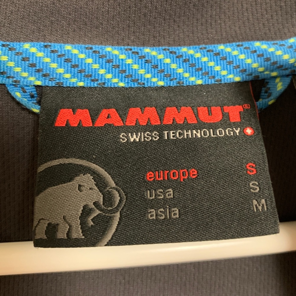 Mammut Softech Jacket - image 3
